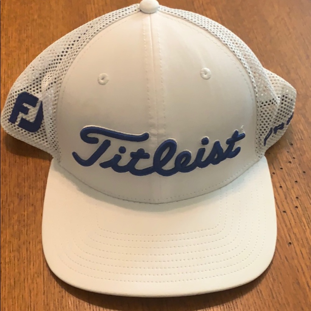 Titleist White hat